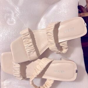Guess white sandals in good condition